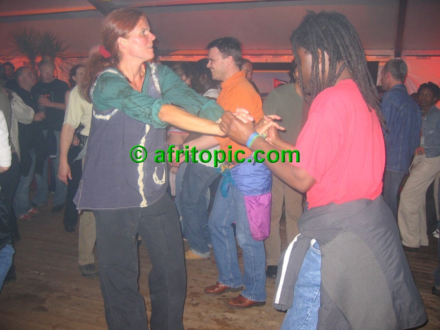 ../Images/afw2006c 638.jpg